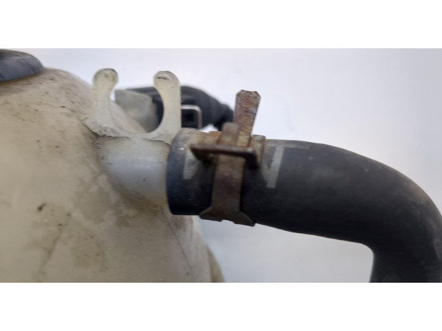 Бачок расширительный  Volkswagen Transporter 4 1991-2003    