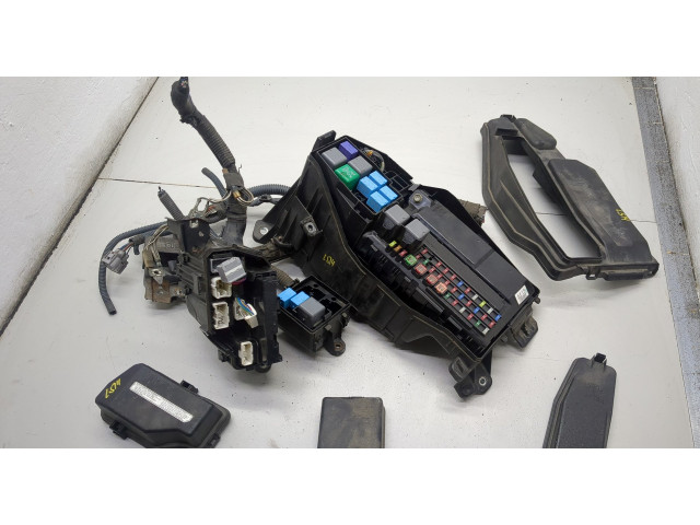 Блок предохранителей  Lexus LS460 2006-2017         