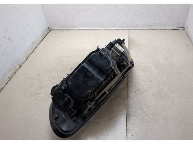 Фара передняя  Volvo C30 2006-2013 правая 