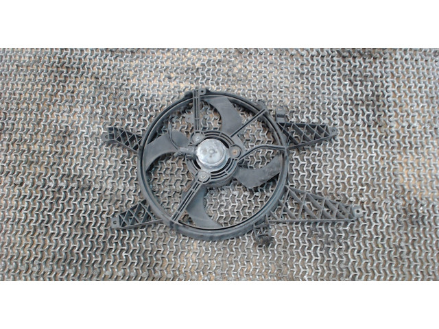 Вентилятор радиатора Renault Clio 2005-2009 1.2 бензин