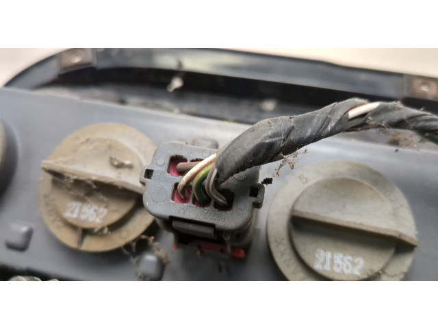 Задний фонарь