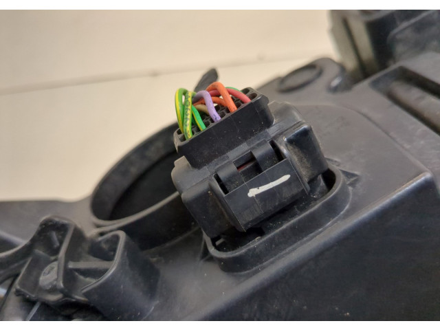 Фара передняя  Citroen DS4 2010-2018 правая 