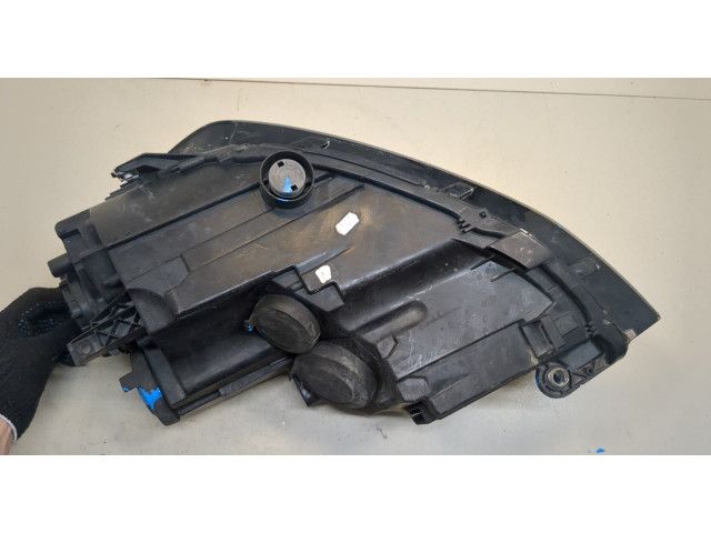 Фара передняя  Volkswagen Golf 7 2012-2020 правая 