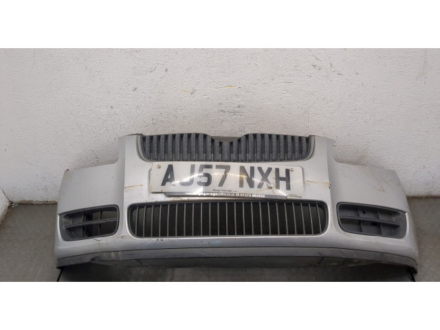 Бампер  Skoda Fabia 2007-2010 передний   