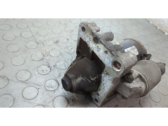 Стартер  Peugeot 5008 2009-2016 1.6     