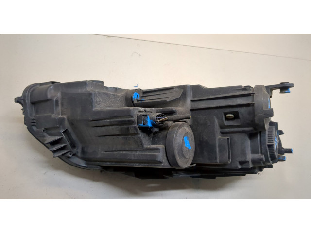 Фара передняя Volkswagen Passat 7 2010-2015 Европа левая