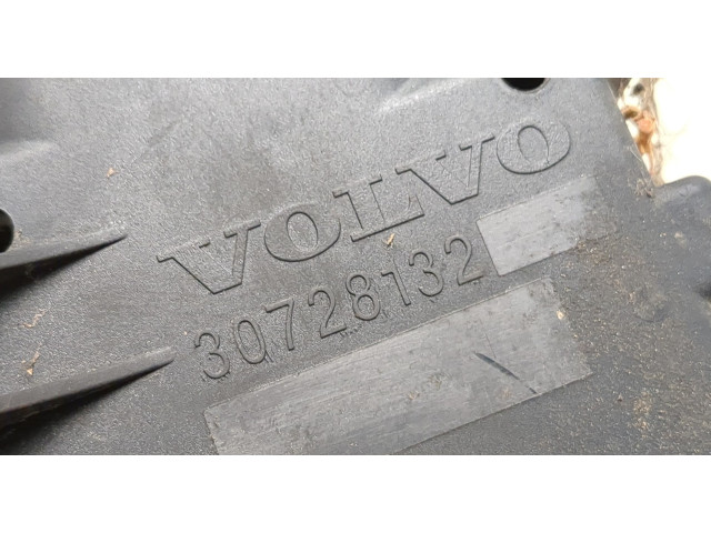 Блок предохранителей  Volvo XC90 2002-2014      30728132   