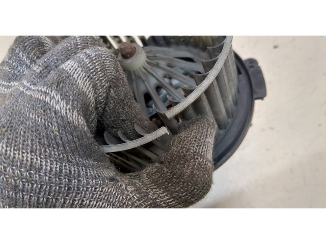 Моторчик печки Dacia Duster 2010-2017