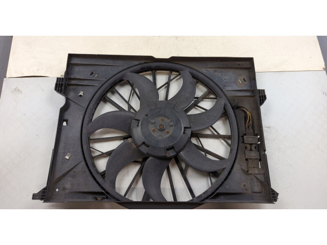 Вентилятор радиатора  Mercedes CLS C219 2004-2010           