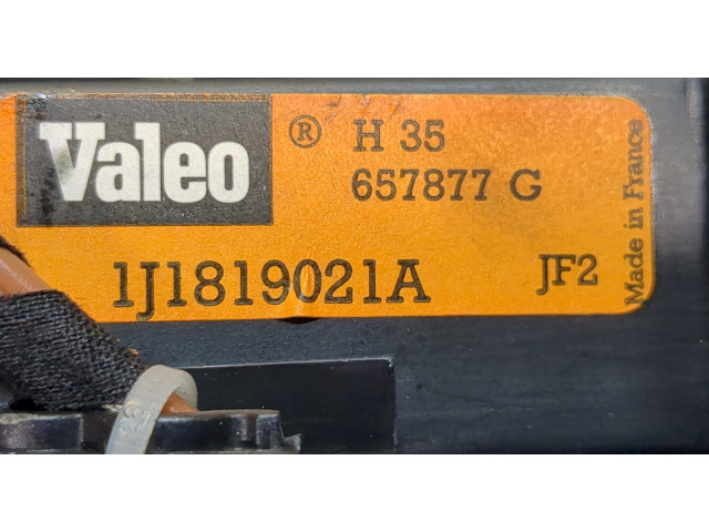 Моторчик печки  Volkswagen Golf 4 1997-2005 1J1819021A    1J1819021A   