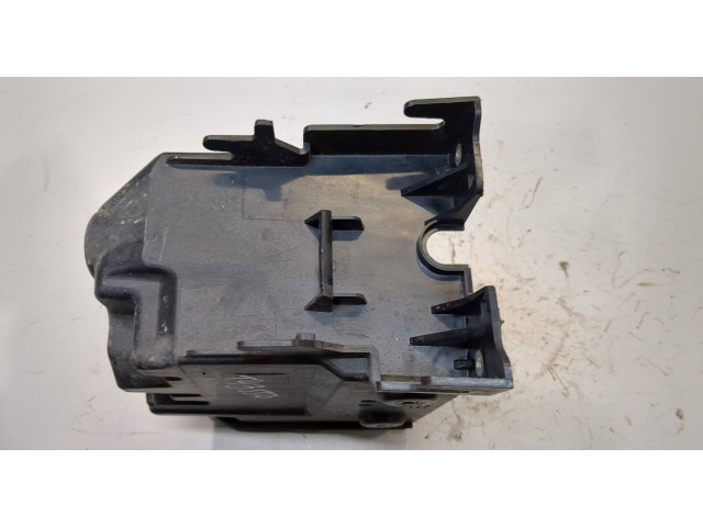 Корпус блока предохранителей  Volvo S90 2016-2020         