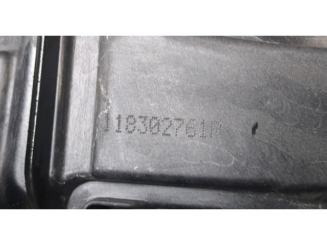 Клапанная крышка двигателя ДВС  Renault Trafic 2014-2021 1.6     