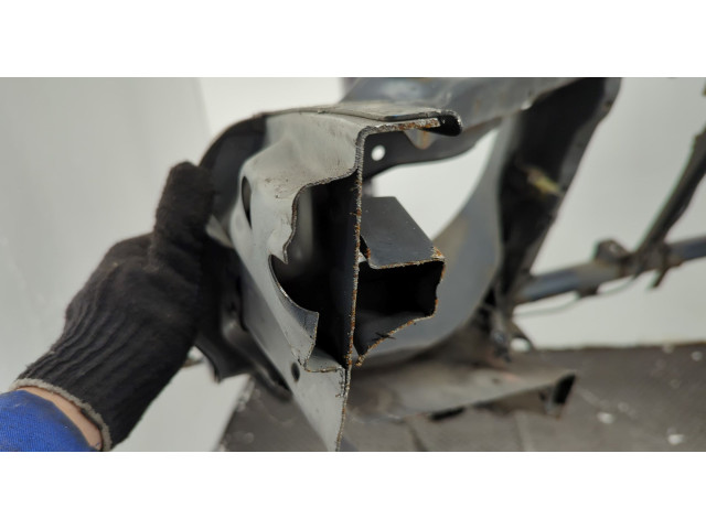 Замок капота Mitsubishi L200 2006-2015