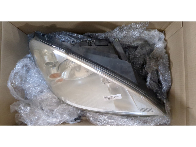 Фара передняя Ford Galaxy 2000-2006 правая