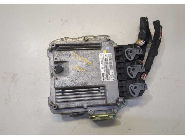 Блок управления двигателем Mitsubishi Outlander XL 2006-2012