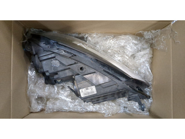 Фара передняя  Volkswagen Passat 7 2010-2015 Европа левая 