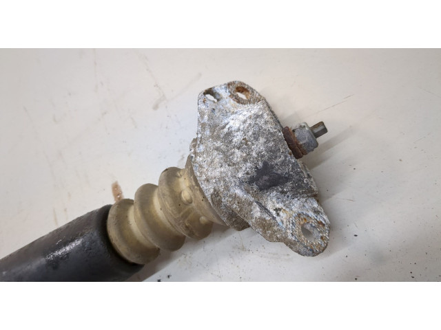 Стойка амортизатора  Volkswagen Golf 4 1997-2005      