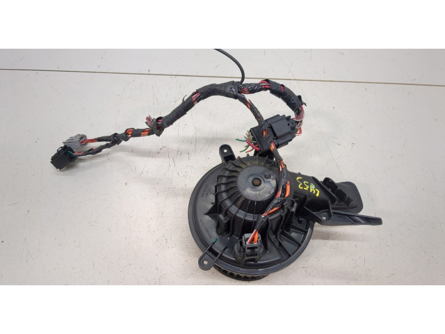 Моторчик печки  Chevrolet Tahoe 2006-2014 84156077    84156077   