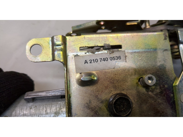 Замок багажника  Mercedes E W210 1995-2002       