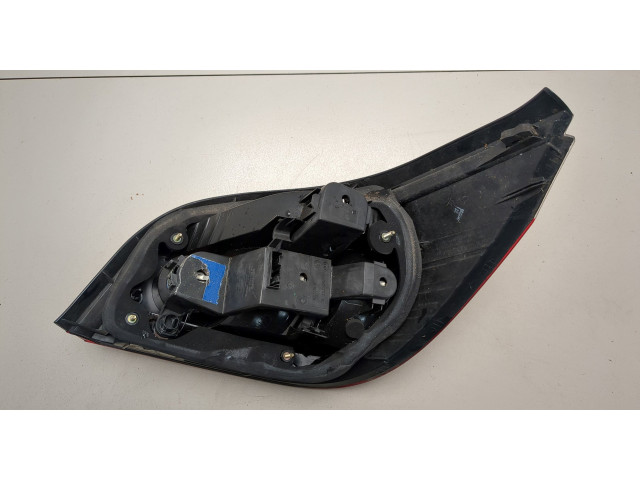 Задний фонарь          