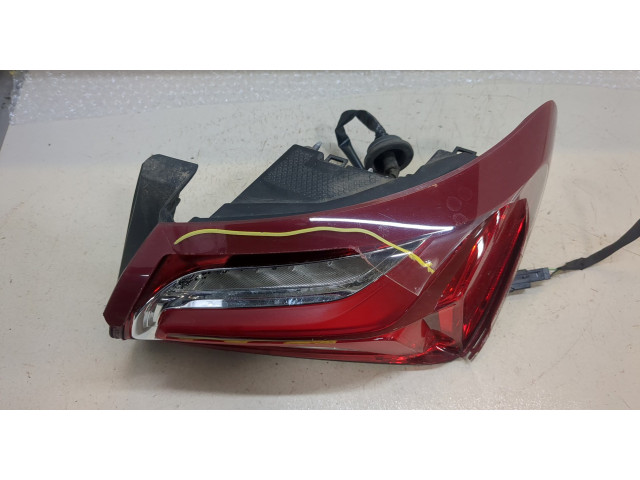 Задний фонарь