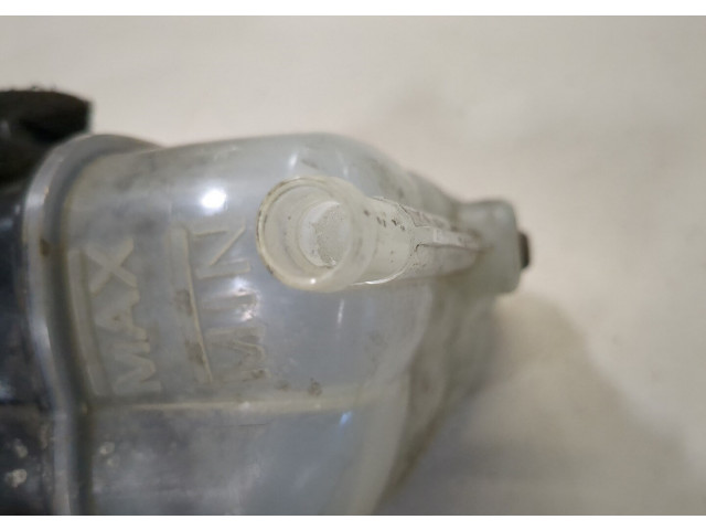 Бачок расширительный Infiniti QX56 2010-2013