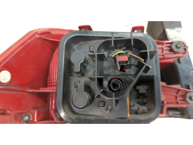 Задний фонарь     3AE945096F     