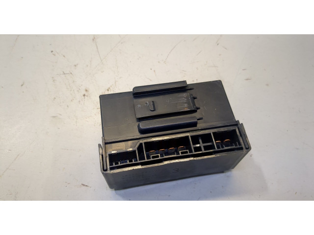 Блок предохранителей  Acura ILX 2018-      38330t5aj010m1    2.4