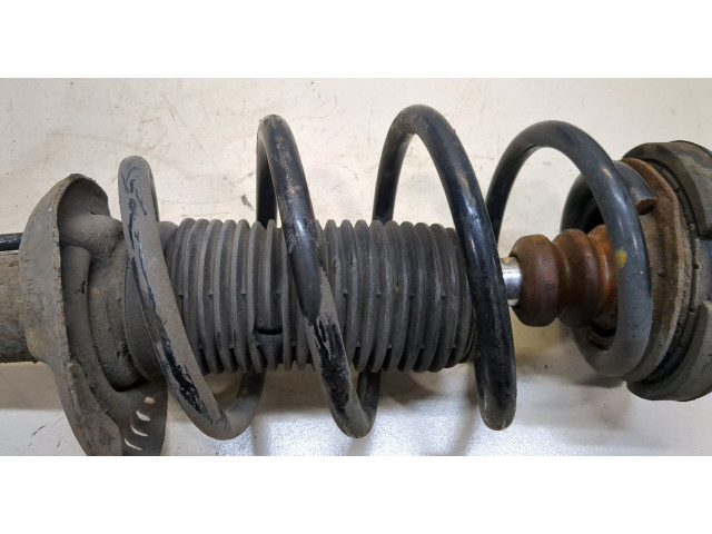 Стойка амортизатора Volkswagen Golf Plus 2 бензин