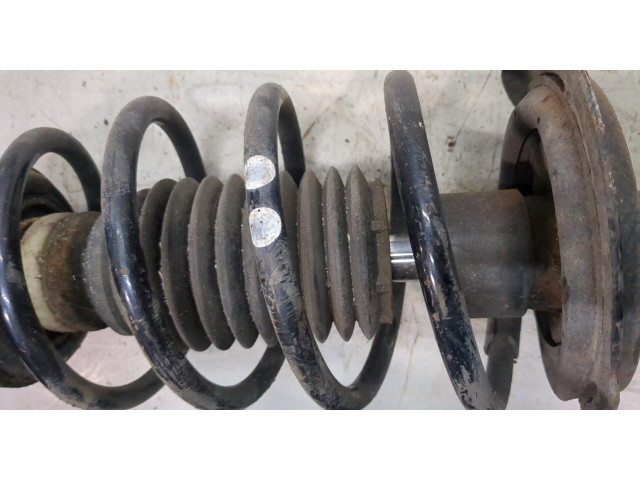 Стойка амортизатора  Mercedes GLA X156 2014-      