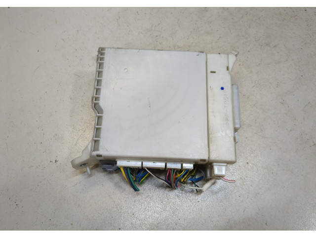 Блок комфорта Lexus GS 2005-2012 827030631