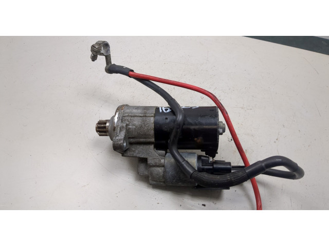 Стартер  Volkswagen Passat CC 2012-2017      