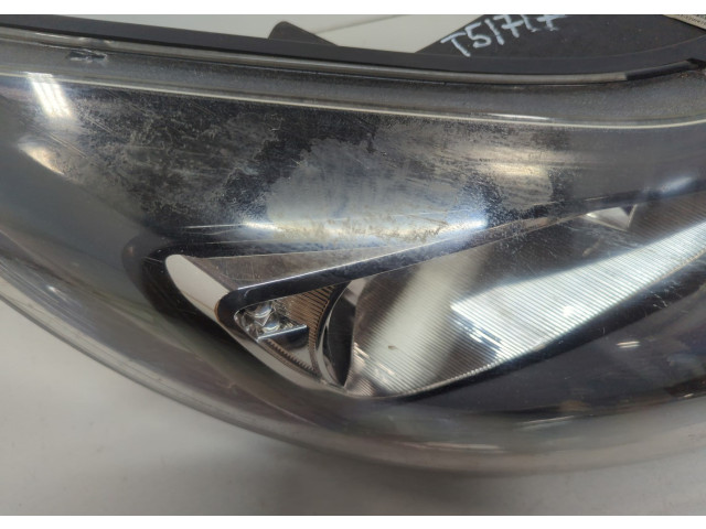 Фара передняя  Ford Focus 3 2011-2015 правая 