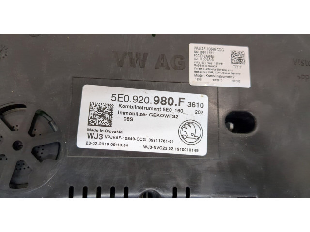 Панель приборов Skoda Octavia (A7) 2017-2021