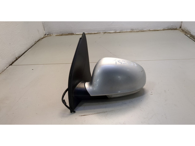 Зеркало боковое Volkswagen Golf 5 2003-2009 левое
