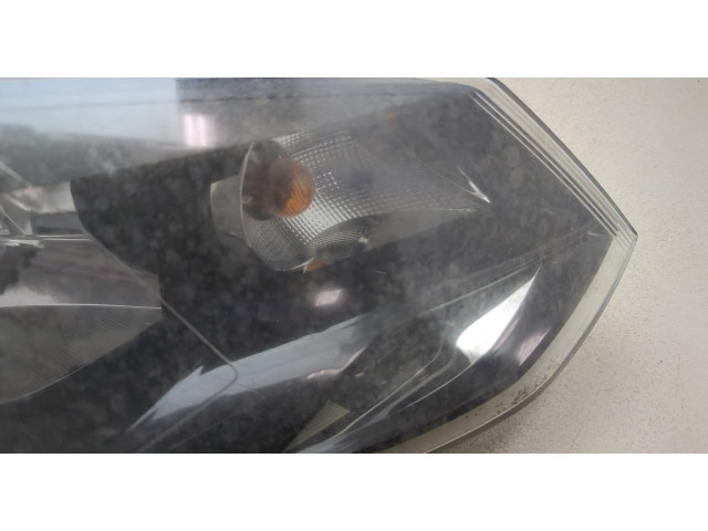 Фара передняя  Volkswagen Polo 2009-2014 правая 