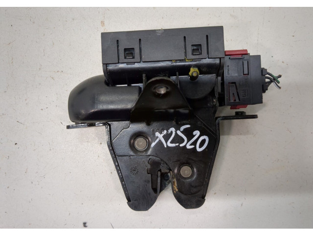 Замок багажника  Saab 9-3 2007-2011       