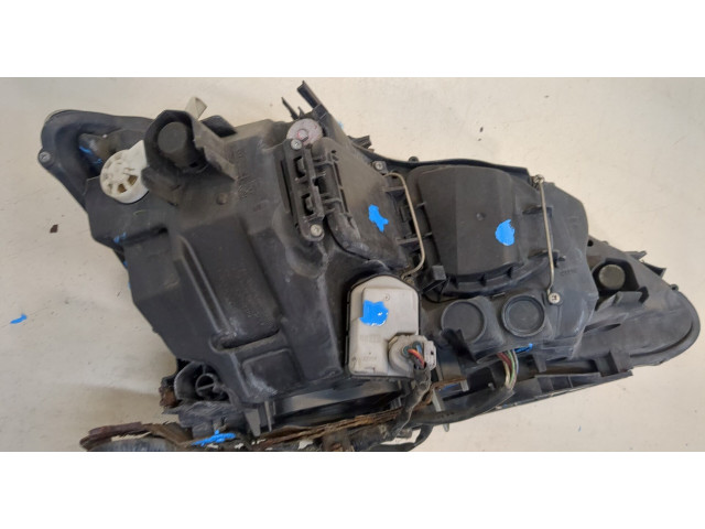 Фара передняя Lexus IS 2005-2013 левая