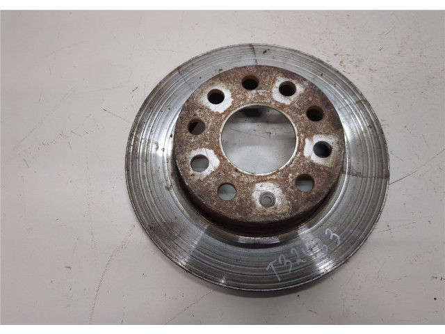 Диск тормозной Volkswagen Golf 5 2003-2009 2.0 задний 1K0615601AC