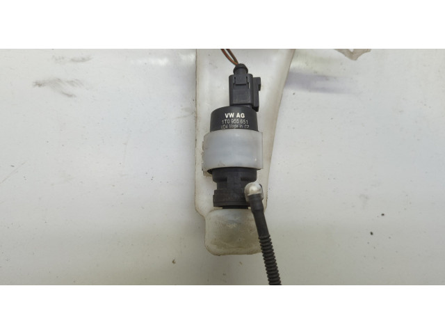 Бачок омывателя  Audi TT (8J) 2006-2014    