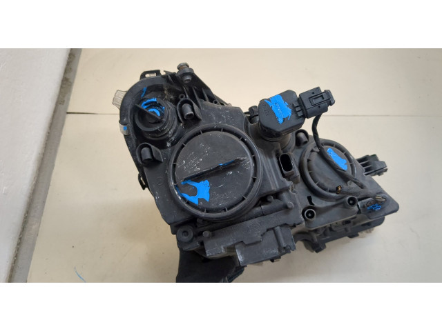 Фара передняя  Mercedes CLS C219 2004-2010 левая 