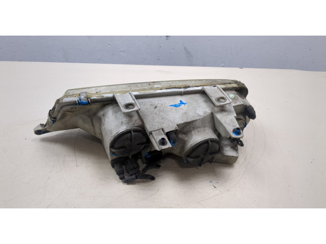 Фара передняя  Lancia Kappa правая 