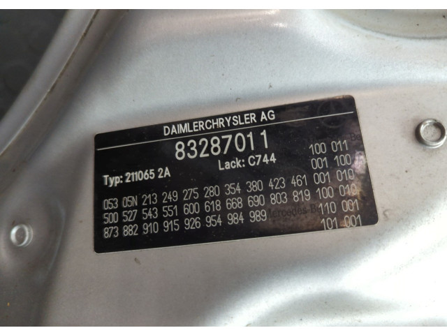 Решетка радиатора  Mercedes E W211 2002-2009          