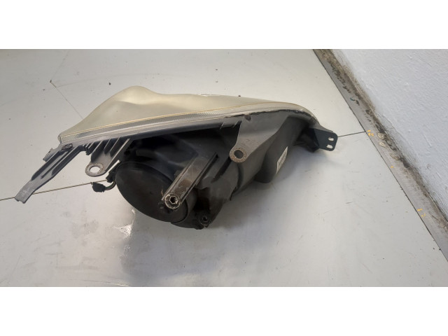 Фара передняя  Ford Fiesta 2001-2007 левая 