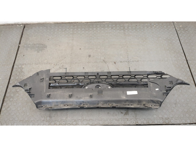 Решетка радиатора  Ford Explorer 2019-          