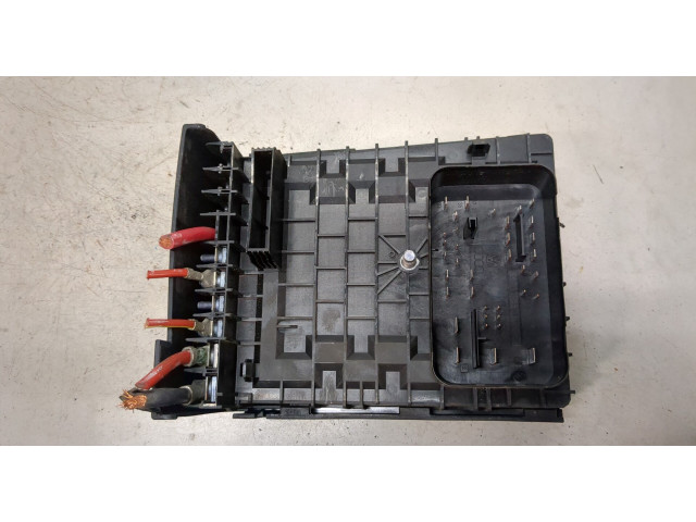 Блок предохранителей Skoda Yeti 2013-2018