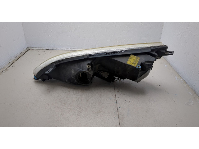 Фара передняя Mitsubishi Colt 2002-2012 правая