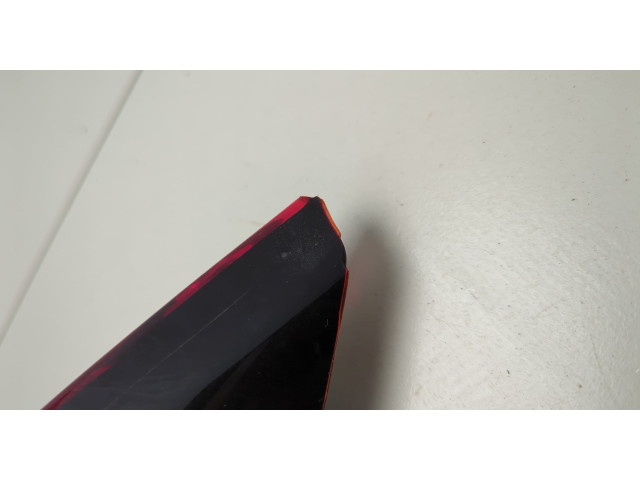 Задний фонарь          