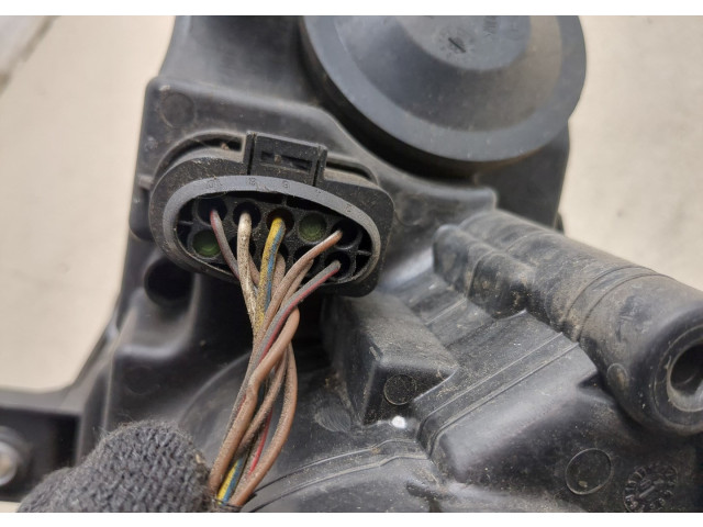 Фара передняя Volkswagen Passat 6 2005-2010 правая