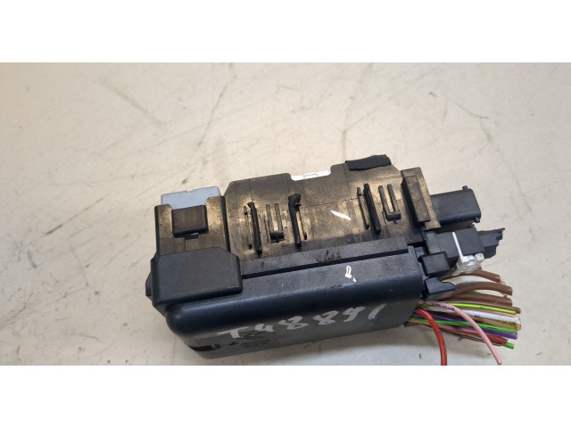 Блок предохранителей Citroen C4 Picasso 2013-2016